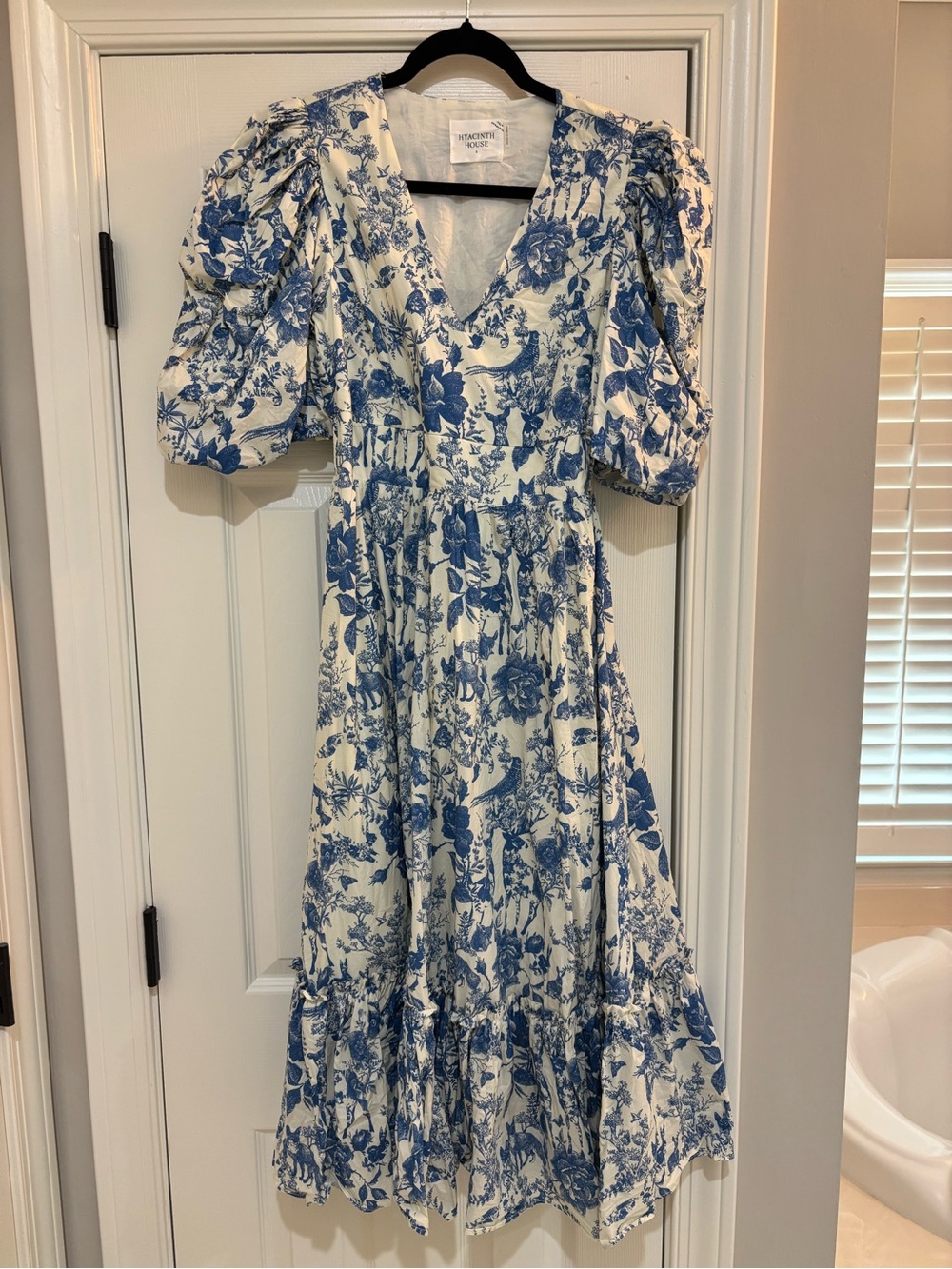 Tuckernuck White and Blue Floral V-Neck Puff-Sleeve Midi Dress